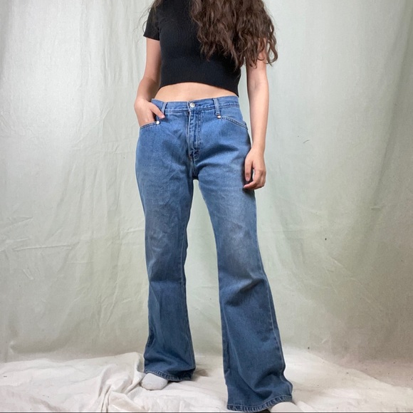 HIGH-WAISTED VERSACE FLARED MOM JEANS! 🔥🔥🔥 - Picture 6 of 12